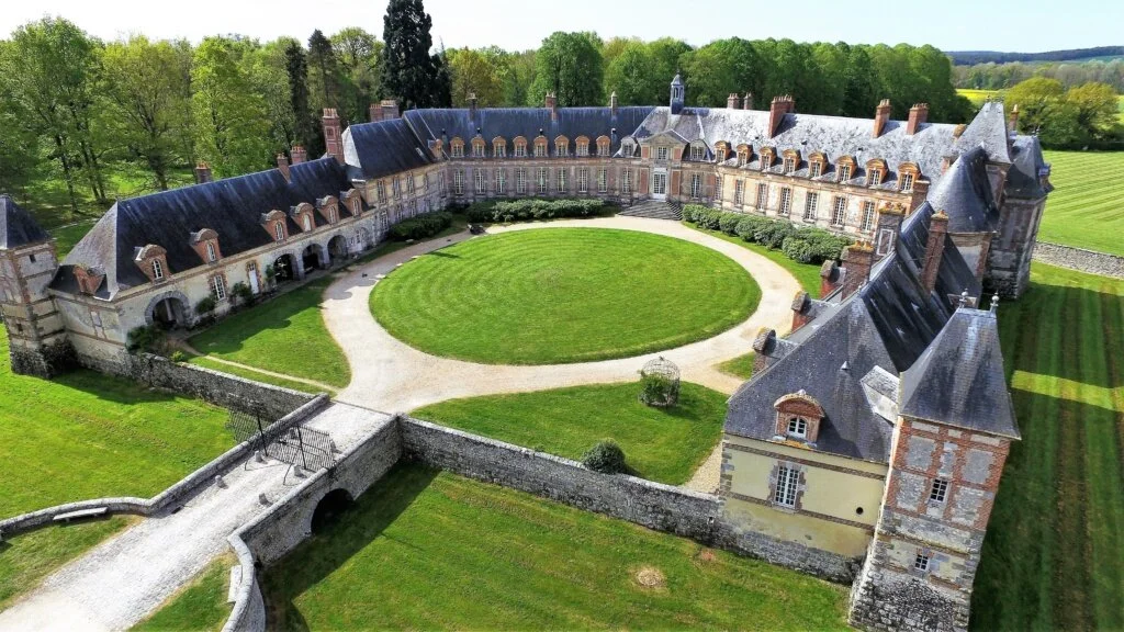Le Domaine de Neuville vue de face